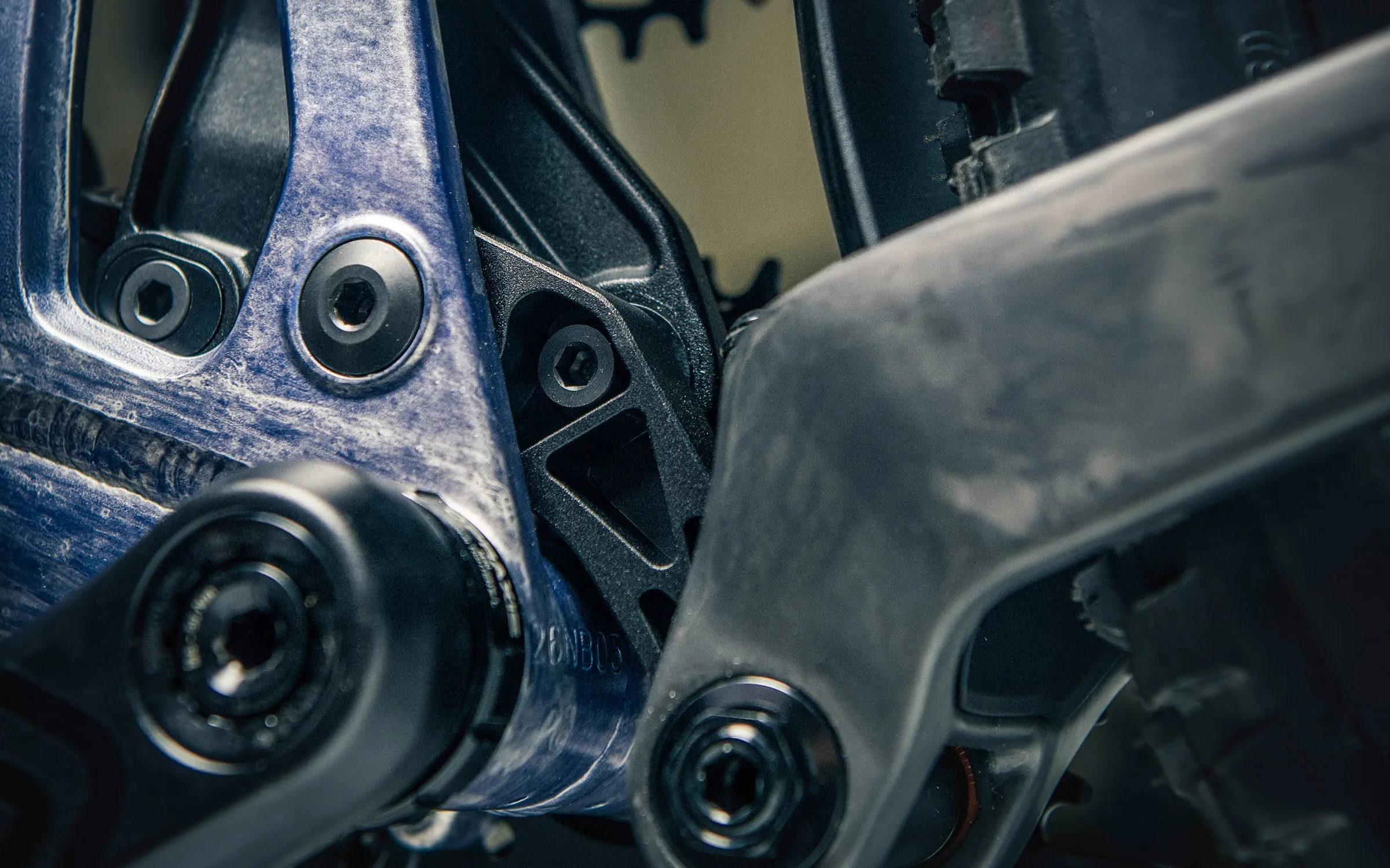 Team DH linkage close-up